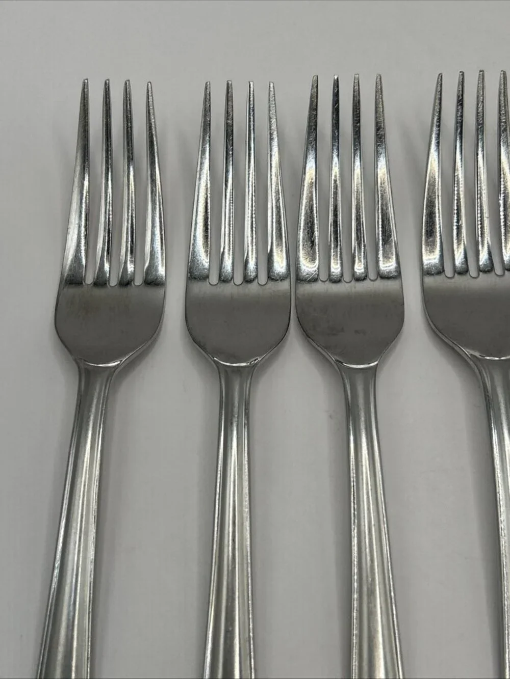 Mikasa CLASSICO SATIN Dinner Forks (Set of 8) Gerald Patrick 18/8 Korea 8 1/8